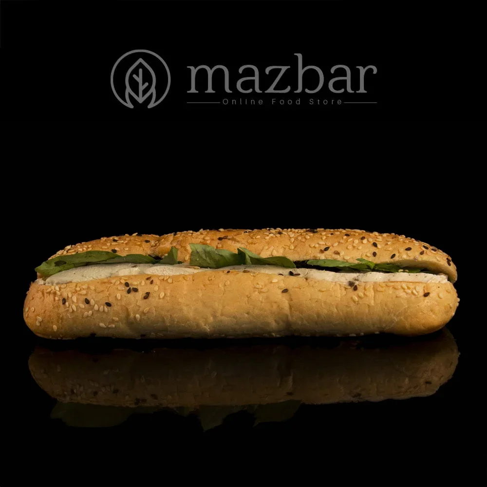 ساندویچ مرغ و ریحان
